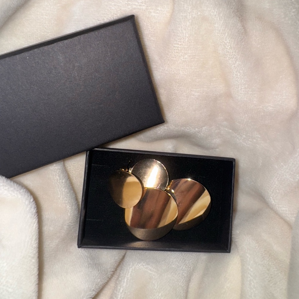Gold Circular Earrings